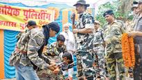 Cop on stage to fight Maoists