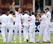 England retain winning combination for 2nd Test