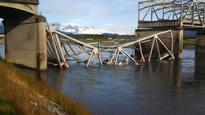 Temporary span opens over Skagit River in Washington State