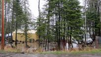 Inspectors check flooded homes at Fort William First Nation