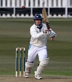 Derbyshire tested by champions Warwickshire