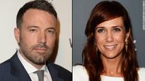 Wiig, Affleck to host 'SNL'