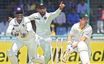 Spinners put hosts on top in 4th Test
