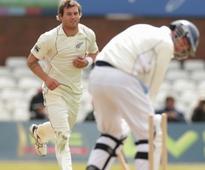 Bracewell in for Southee, Black Caps bat first