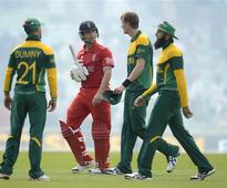 England ease into final as South Africa choke again
