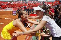 Pavlyuchenkova takes the title on clay in Portugal