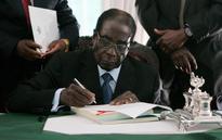 Mugabe Assailed as Zimbabwe Insider Takes to Facebook