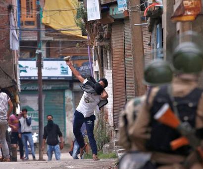 Kashmir is stuck in a time warp Kashmir is stuck in a time warp