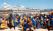 Thousands Converge At Keshgarh Sahib Shrine For Hola Mohalla