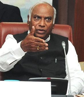 Who will be Karnataka's next chief minister?