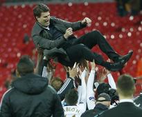 League Cup Photos: Swansea rout Bradford in final