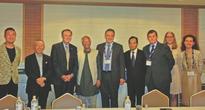 Yunus meets CEOs of leading retailers