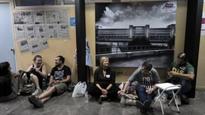 GREECE: Greek state broadcaster remains off-air despite ruling