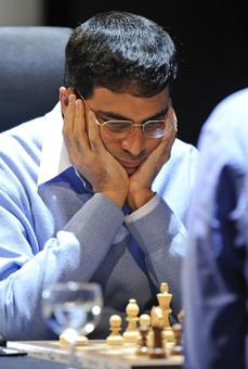 Vishy Anand loses to Kramnik, slips to ninth Vishy Anand loses to Kramnik, slips to ninth