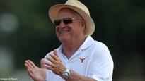 Texas' Bubba Thornton to Retire