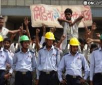 Sit-in in support of sacked Maruti workers