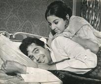 Mere Jeevan Saathi (1972)
