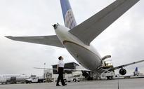 United Continental posts 1Q loss of $417 million as costs rise, revenue rose 1 percent