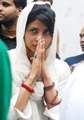PIX: Shah Rukh, Ranbir, Deepika at Priyanka's father's funeral