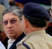 Defiant Srinivasan faces BCCI heat