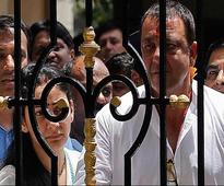 Sanjay Dutt to spend more time in Arthur Road jail