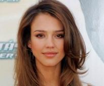 Jessica Alba honoured for philanthropy