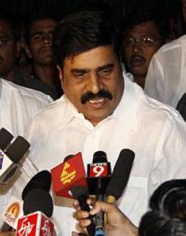Bellary mining baron Karunakar Reddy in BJP first list