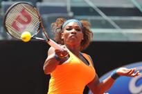 Serena breezes into semis