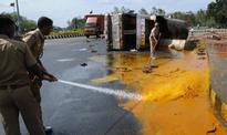 Oil-carrying tanker lorry capsizes near Ganesha Point