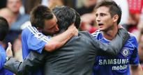 Terry still in contact with Mourinho