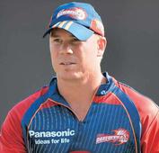 Australia to probe Warners Twitter rant
