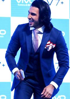 Selfie king: Ranveer Singh launches new phone AND new look Selfie king: Ranveer Singh launches new phone AND new look