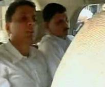 Musharraf gets bail in Bhutto case but will stay in detention