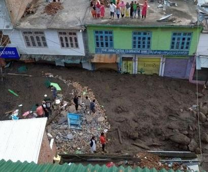 13 killed in cloudbursts, flash floods, landslide in J-K 13 killed in cloudbursts, flash floods, landslide in J-K