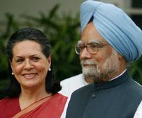 We all stand by PM, says Sonia