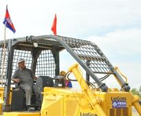 Road under Chinese financial support broken ground for construction in Cambodia