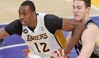 Howard no lock for Lakers, has interest in Rockets