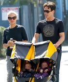 Alexander Skarsgard: 'Anna is an amazing mother'