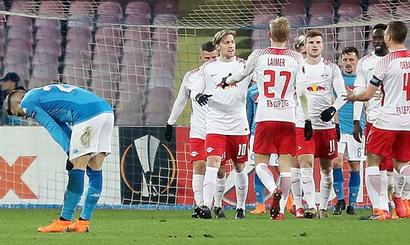 Europa League: Napoli lose at home, Arsenal and Milan win away Europa League: Napoli lose at home, Arsenal and Milan win away