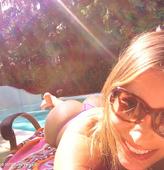 Sofia Vergara Shows Some Skin On Twitter [Photos]