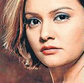 Dharamji is very fond of me: Sucheta Khanna