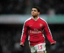 Denilson parts ways with Arsenal