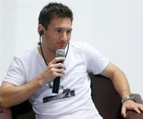 I can only play for Barca, says Messi