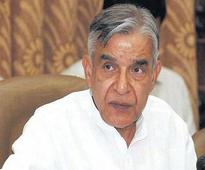 Chandigarh BJP workers demand removal of CBI DIG from Railway Board bribery probe