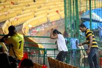Bangalore vs Chennai LIVE: Ravi Rampaul scalps Viajy for RCB