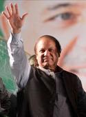 British PM David Cameron congratulates Pakistan's Nawaz Sharif's win in elections