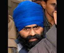 Punjab CM, Dy CM meet PM seeking Bhullar's clemency