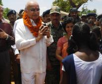 Shinde in Jharkhand, reviews security