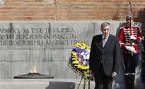 Bosnian Serb president relents over urgent Croatia border deal