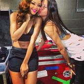Rihanna works hot pink backstage beauty on Diamonds World Tour